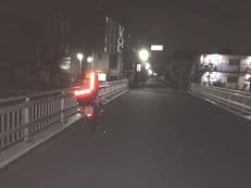 深夜の橋の上からに掲載されていた画像
