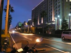 大きな箱を付けたバイクに掲載されていた画像